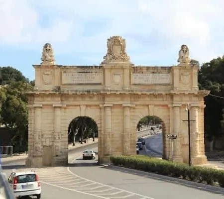 Fiftynine Penthouse In Heart Of Апартаменты